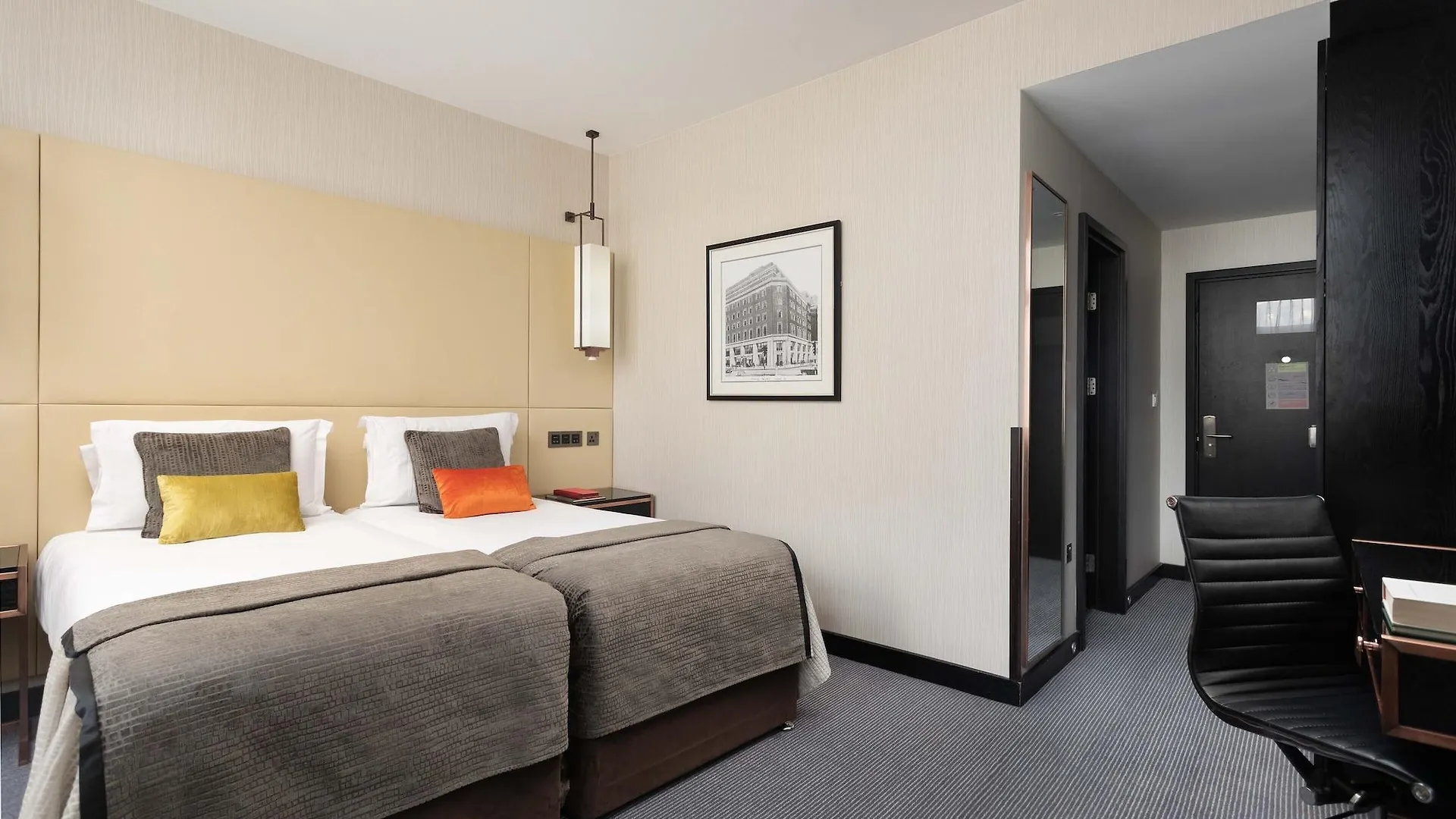 Montcalm Royal London House, London City