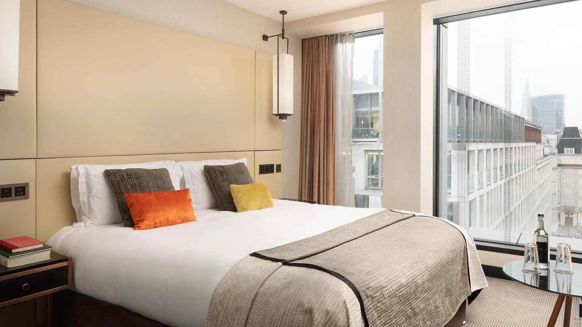 Montcalm Royal London House, London City Hotel