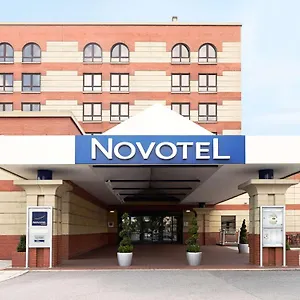 Отель Novotel