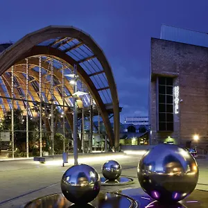 Отель Novotel Centre