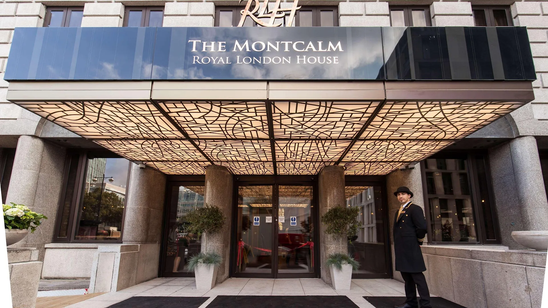 Montcalm Royal London House, London City 5*,