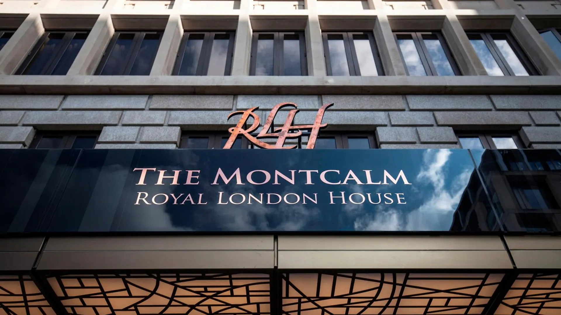 Montcalm Royal London House, London City 5*,