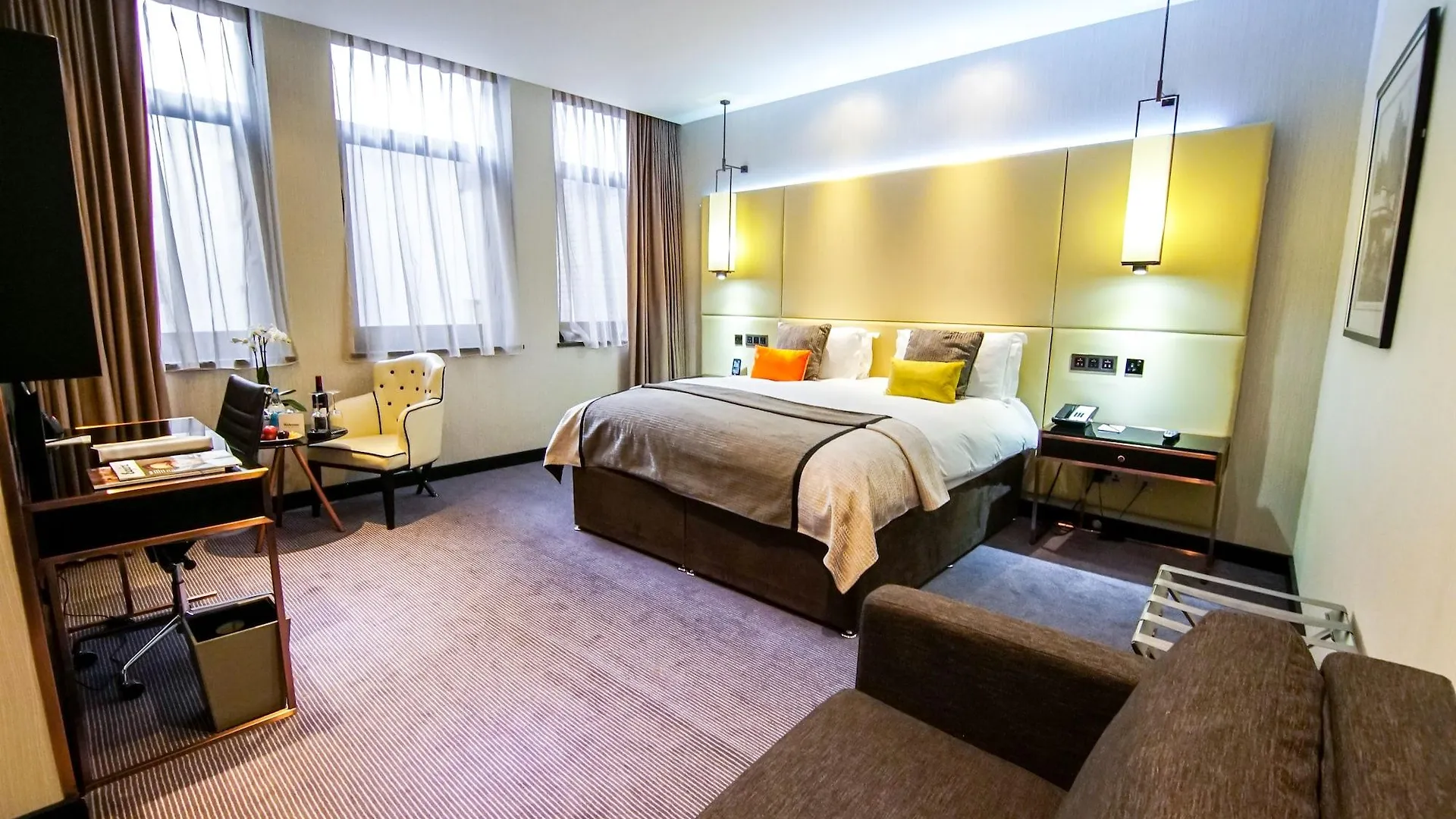 *****  מלון Montcalm Royal London House, London City בריטניה