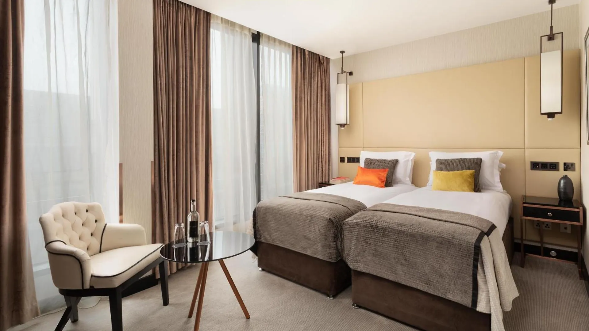 *****  מלון Montcalm Royal London House, London City בריטניה